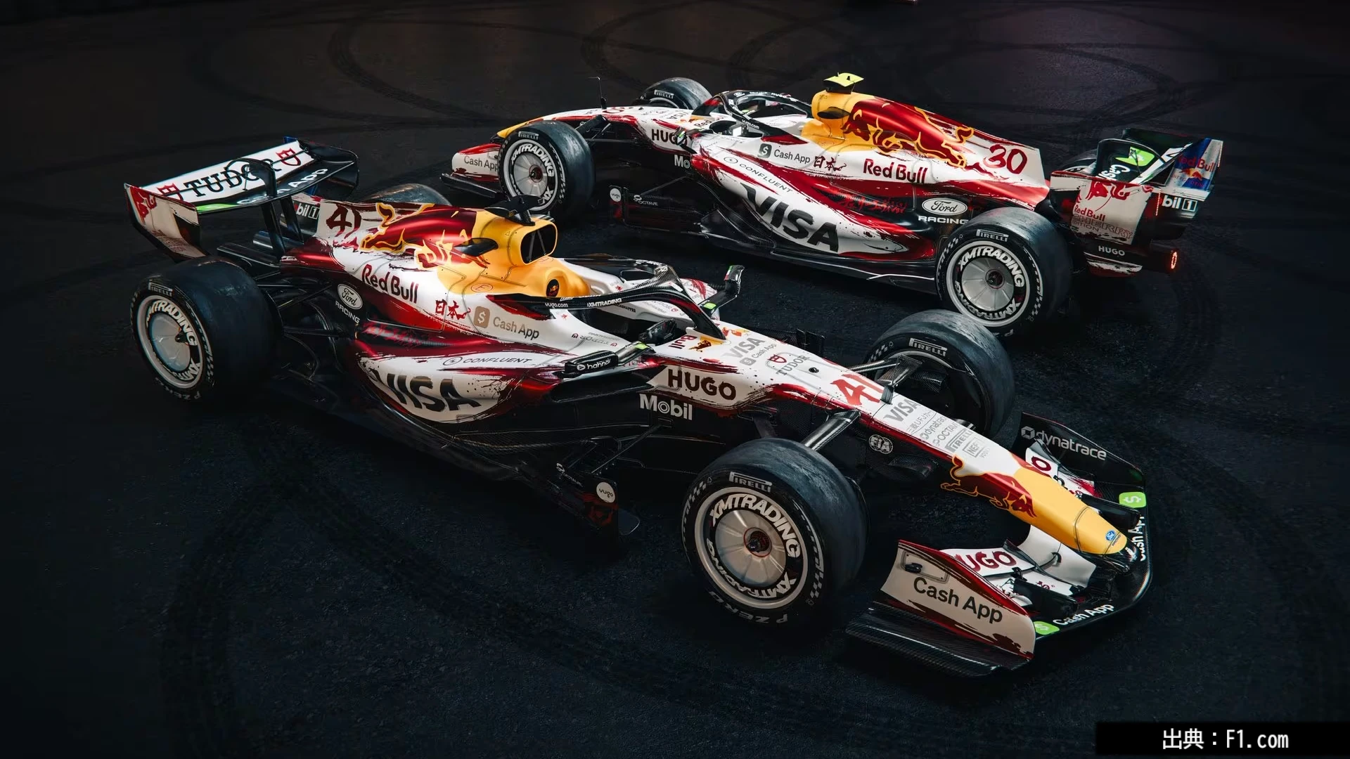 レーシングブルズの日本GP特別カラーリングをチェック。白・赤・銀で